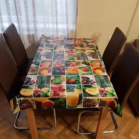 Tom Apartmans *
